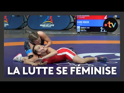 La lutte, un sport qui attire aussi les jeunes femmes