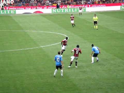 Ingresso di Nesta, gol di Inzaghi (Milan-Novara 2012)