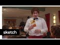 Ober serveert soep uit een pakje | Ober | Het Klokhuis