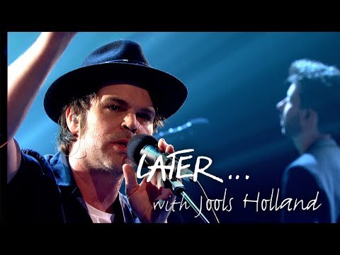 Supergrass’ Gaz Coombes makes his Later… solo debut performing Deep Pockets