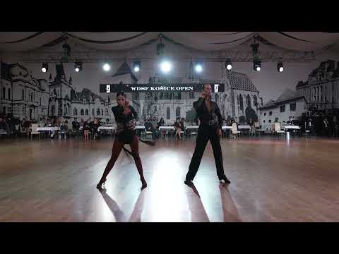Luca Santoro - Elettra Paniccia. WDSF Professional Division European Championship latin.  Samba