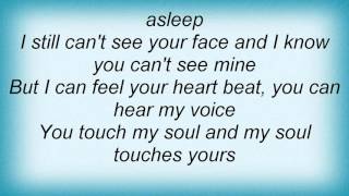 Lionel Richie - Face In The Crowd Lyrics