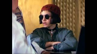 OST Léon - Track 13 - Very Special Delivery