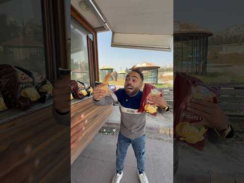 اكل بطاطا ببلاش🍟😂😂