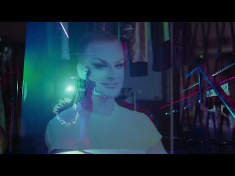 Lucca Leeloo - Prosperous (Boys' Shorts Radio Version) official video