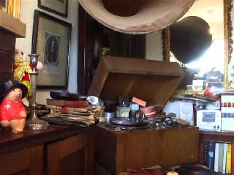 "Canadian Capers" played by the Homochord Dance orch Homochord H 294