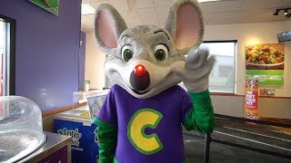 Chuck E Cheese Red Nose and Jolly Dance Moves | Holiday Me and My Friends is Finally Out!