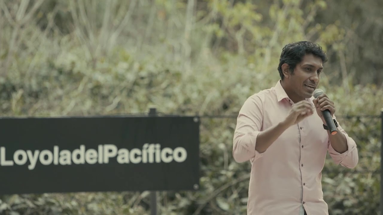 Las razas no existen pero el racismo sí | Tenoch Huerta | TEDxUniversidadLoyoladelPacífico