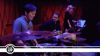 Charlie Hunter Trio feat. Lucy Woodward &amp; Keita Ogawa “Can’t Let Go&quot;