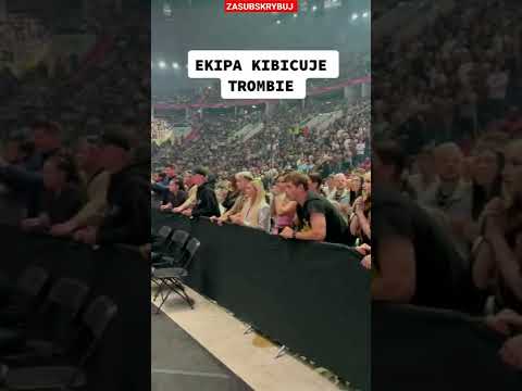 EKIPA KIBICUJE TROMBIE NA FAME MMA 14 #ekipa #friz #tromba #gimper #famemma #famemma14 #shorts