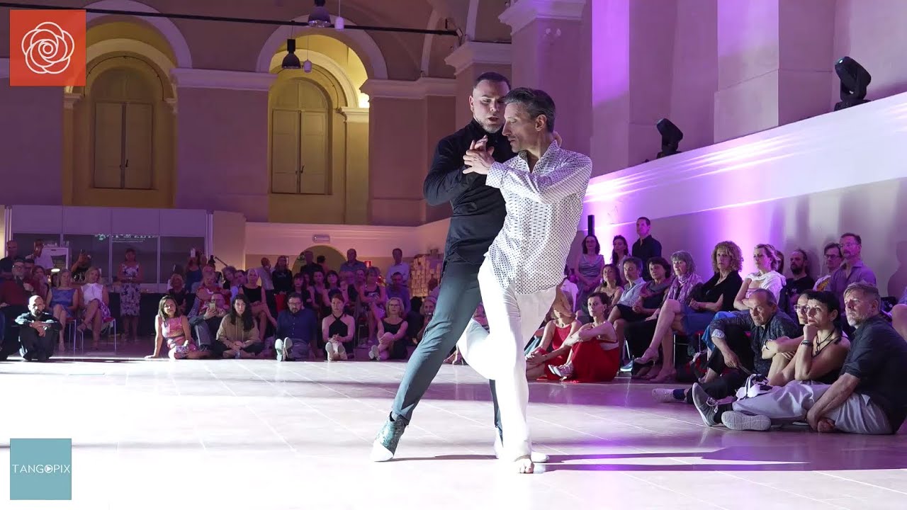 Martín Maldonado & Mauricio Ghella dance November Ultra - Corazón Caramelo