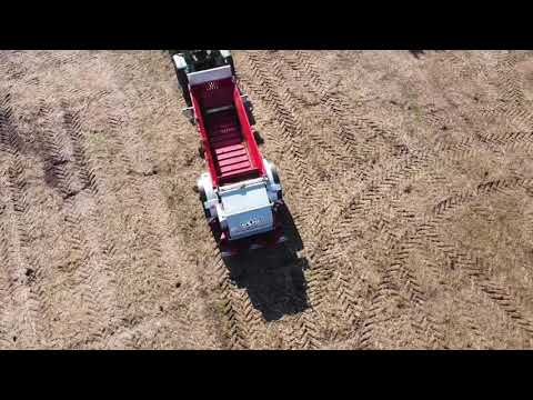 HiSpec Xcel Ketten- Rotorstreuer Miststreuer und Fendt 415 Vario