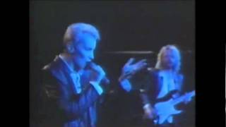 Eurythmics It&#39;s Alright Baby&#39;s Coming Back Live Revenge Tour 1987