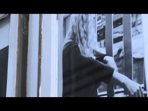 download lagu mp3 mp4 Latoya Van Der Meeren, download lagu Latoya Van Der Meeren gratis, unduh video klip Latoya Van Der Meeren