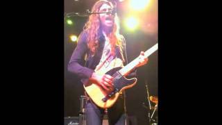 Stone Rider warms up for Robin Trower in ATL
