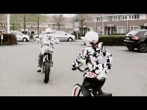 Sidney_Samson_-_Riverside_(Official_Samsobeats_HQ_video).avi