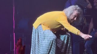 Robe - Ama, ama, ama y ensancha el alma (Extremoduro) @ Vigo (Último concierto de Robe ❤️)