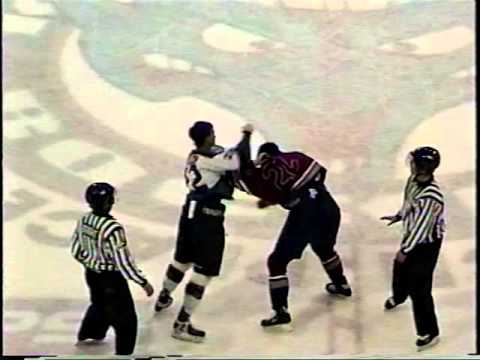 D.J. King vs Randall Gelech