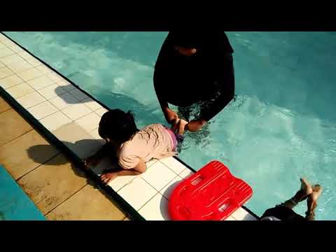 Noofa LES RENANG ANAK DI PEKALONGAN