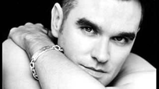 MORRISSEY - Put Your Arms Around Me, Tell Me That You Love Me..