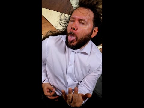 Zenek Kupatasa - Sztuczna inteligencja (oficjalny klip z "Rezyliencja II - Jakie to jest piękne")