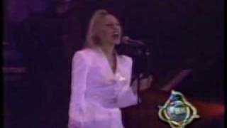 monica naranjo supernatural concierto telehit