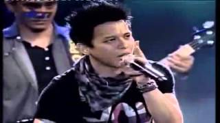 Download lagu NOAH feat Ava Victoria Biola   Taman Langit   Konser Seperti Seharusnya @ Bandung mp3