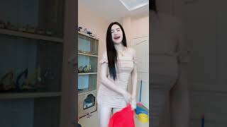 tiktok prank lepas baju gadis Myanmar [YouTube shorts] #foryoupage #AV #beranda #CapCut #voiceeffect