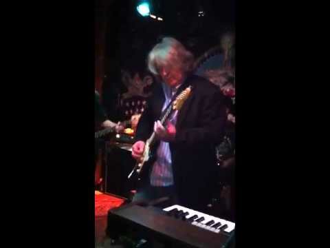 Rolling Stones Guitarist Mick Taylor at Pappy & Harriet's Nov. 25, 2011