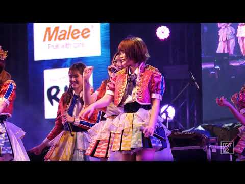 190119 BNK48 Music - Kimiwa Melody เธอคือเมโลดี้ @ Trang Music Festival 2019 [Fancam 4k 60p]