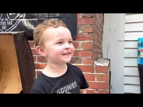 The Irie & Oakes Show: Episode 3: Oakes 3rd Birthday pArrrrrrrty (with Captain Jack Sparrow)