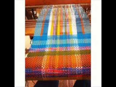What does it mean to see Weaving in a dream