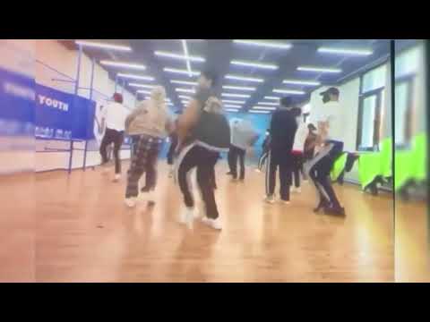 Tony Yu Jingtian @ their dance practice | Unreleased video of Youth With You S3