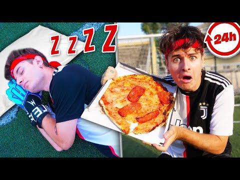 ⚽️ VIVO per 24 ORE in UN CAMPO DA CALCIO!!!