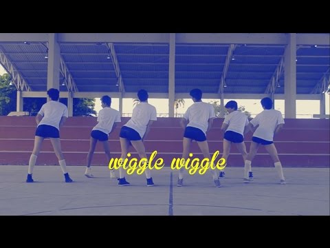 Hello Venus - 위글위글 (Wiggle Wiggle) - Dance Cover by Refresh