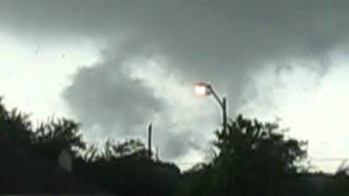 preview picture of video 'Kennedale Tornado, 4- 3- 2012'
