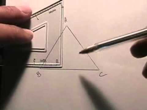 comment construire la hauteur d'un triangle