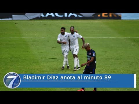 Bladimir Díaz anota al minuto 89