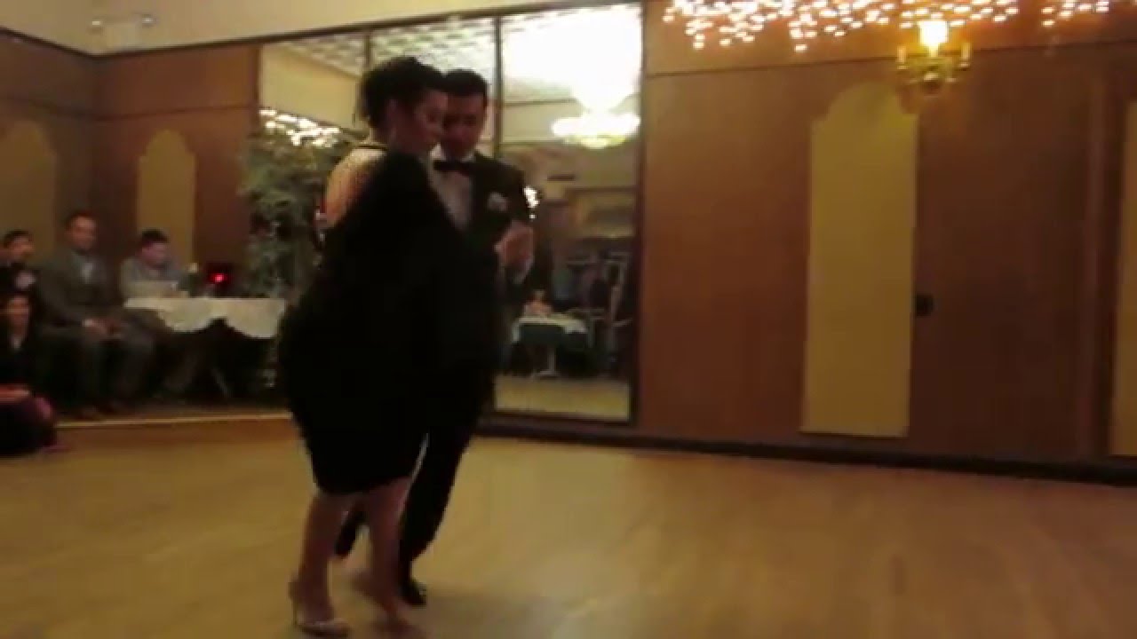FACUNDO DE LA CRUZ & PAOLA SANZ @ LA MILONGA ROSA ..FRIDAY, DEC. 11. 2015