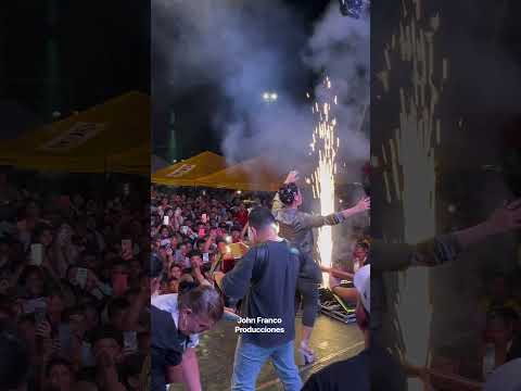 🔥 ¡Llegó el tío Michael Jackson! 😂🕺 Ana del Castillo encendiendo la fiesta en Altos del Rosario.