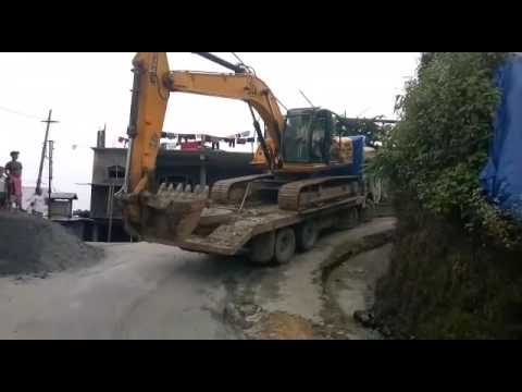 Excavator accident at Lungdai  6.7.17