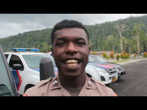 Papua dalam cinta lipsync cover music video by pay feat soa-soa Papua dalam cinta versi papol polda