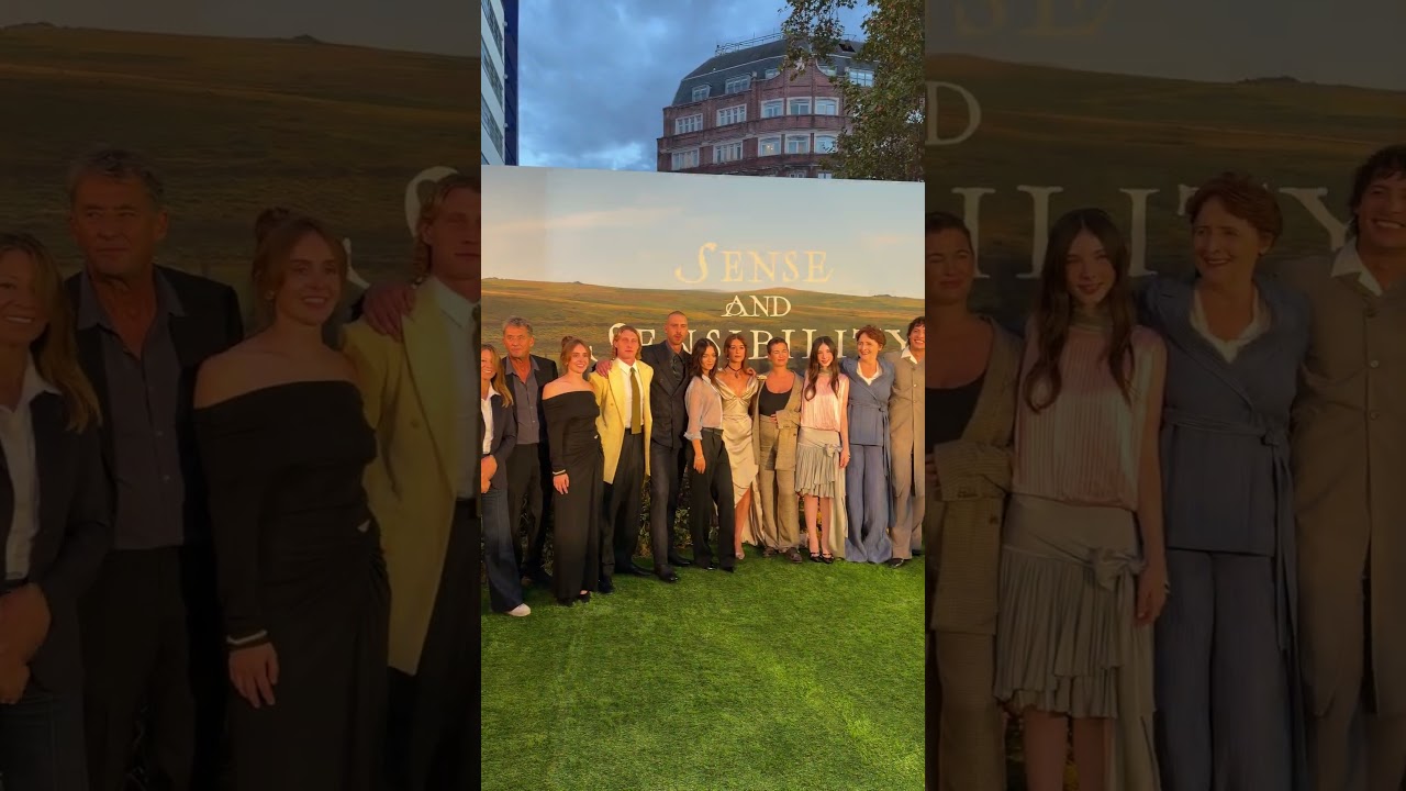 Miniature de la vidéo Our SENSE AND SENSBILITY family reunited at the World premiere of the Jane Austen adaptation. du film Raison et Sentiments