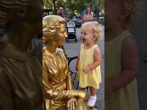 She Kissed the Golden Statue… Then It Moved! 😱