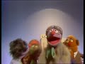 Sesame Street Do The Wash