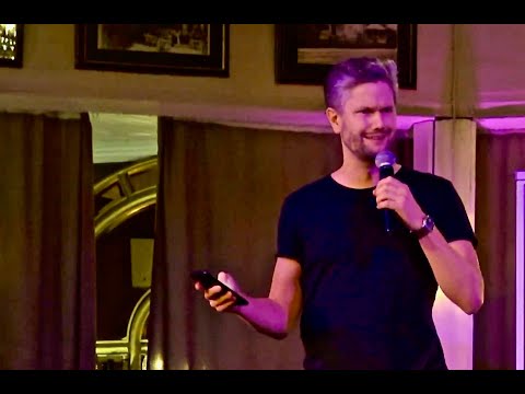 Roast av staden Vasa i Finland | Fredrik Andersson standup