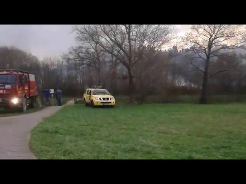 Bomberos y militares luchan contra el fuego de La Fresneda