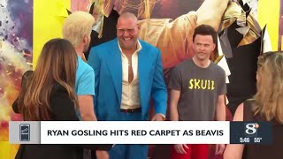 Ryan Gosling, Mikey Day hit red carpet dressed as 'Beavis and Butthead' from viral SNL sketch