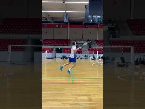 Practice match against Magnus Johannesen #badminton