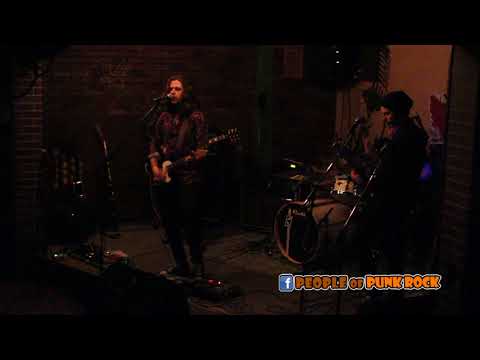 QUEEN'S LAND - 01 @ Bar Le Cactus, Thetford Mines QC - 2018-02-16